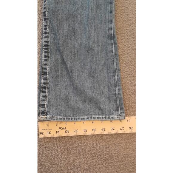 True Religion‎ Womens 32 Light Wash Blue Bootcut Distressed Ripped Jeans - Picture 9 of 16